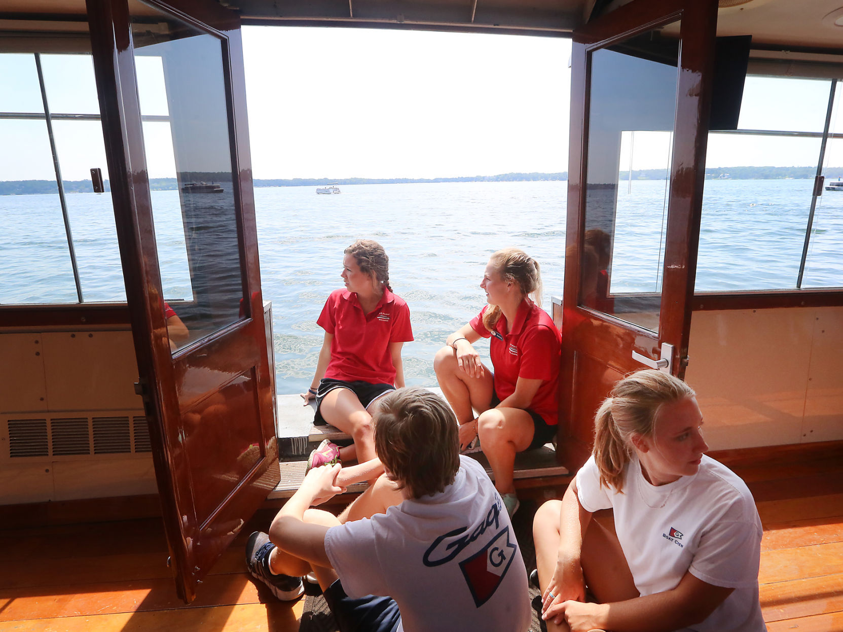 Geneva Lake U.S. Mailboat